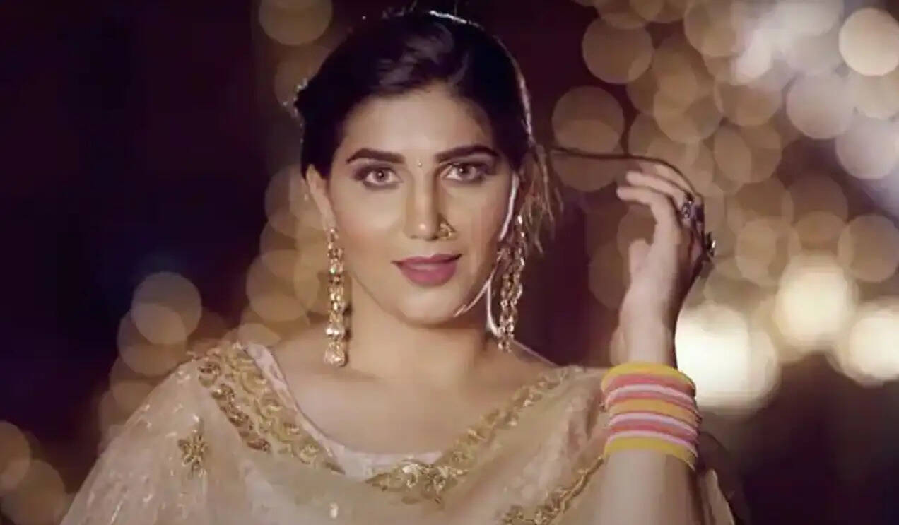 sapna choudhary alat plat song released